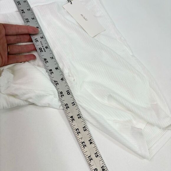 Club L Shorts Womens 6 White Solid Mid-Rise Pullover Activewear NWT Athleisure - Picture 2 of 8